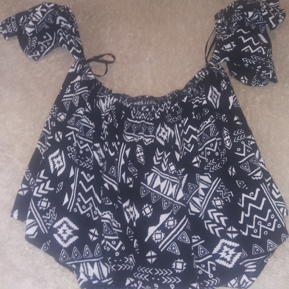 Crop Top Blouse-Black/White